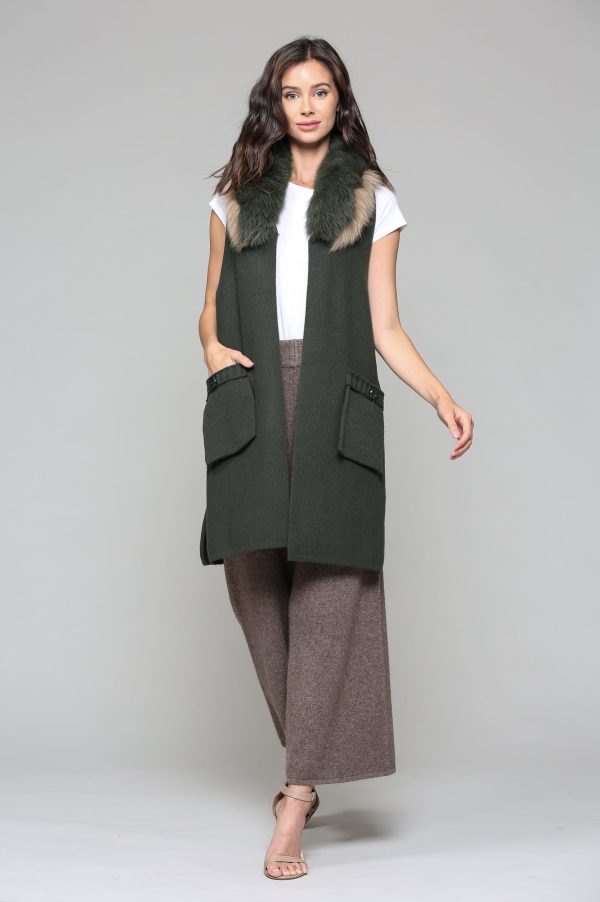 Selma Knitted Sweater Vest with Detachable Faux Fur - Image 24