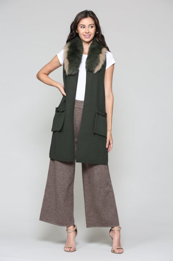 Selma Knitted Sweater Vest with Detachable Faux Fur - Image 15