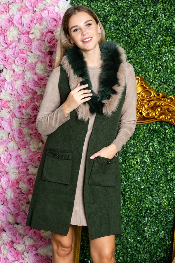Selma Knitted Sweater Vest with Detachable Faux Fur - Image 9