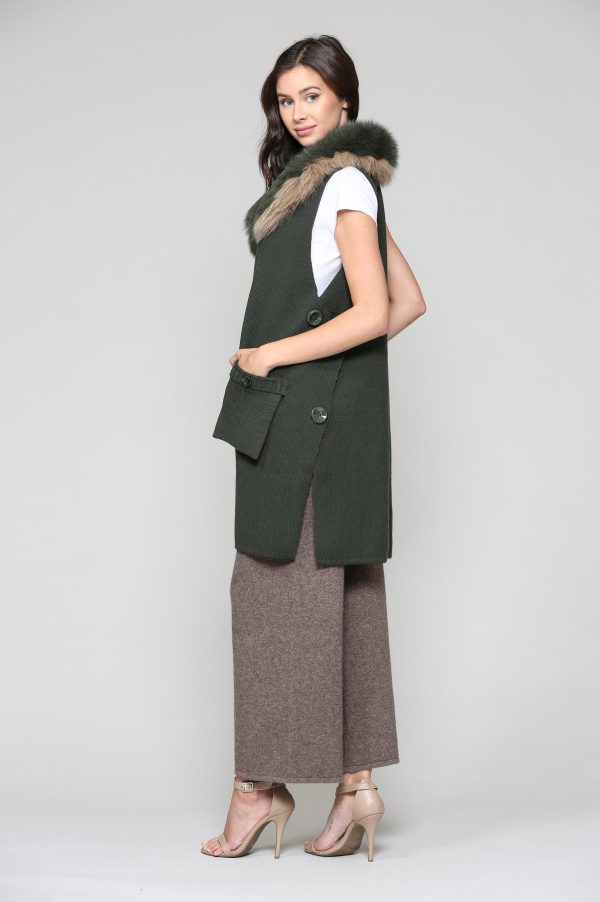 Selma Knitted Sweater Vest with Detachable Faux Fur - Image 19